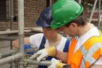 Egal ob Arbeits- oder Schutzgerüste: Gerüstbauer sind hier die Fachleute
