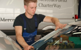 Die Ausbildung ist in drei Fachbereiche unterteilt: Fahrzeugbautechnik, Karosseriebautechnik und Karosserieinstandhaltungstechnik